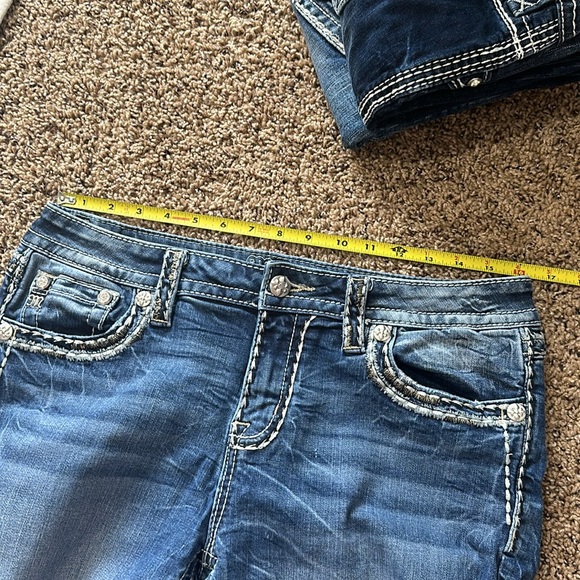 Miss Me Mid-Rise Easy Crop Capri Jeans Women's Size 29 Bling - Picture 13 of 16